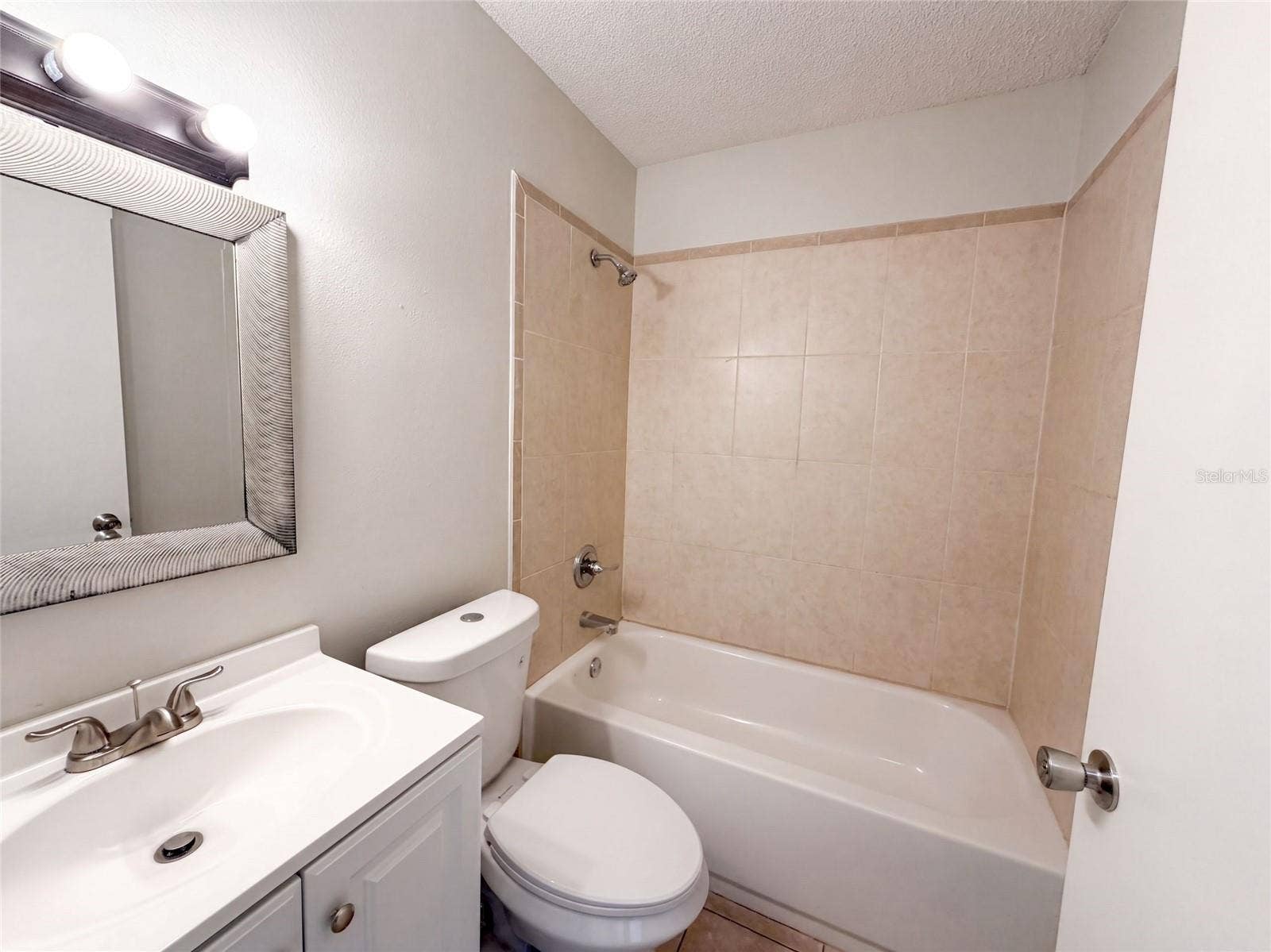 1262 PADGETT CIRCLE, Lady Lake, FL 32159 1262 PADGETT CIRCLE, Lady Lake, FL 32159