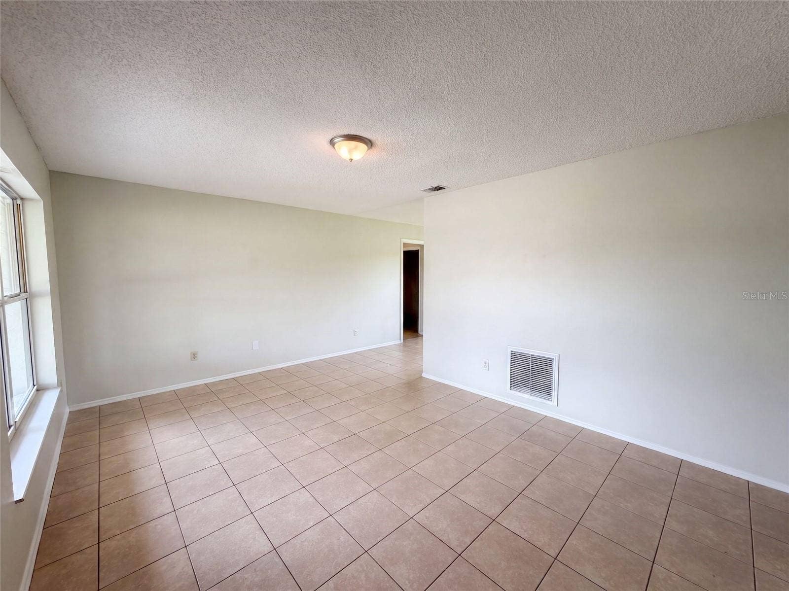 1262 PADGETT CIRCLE, Lady Lake, FL 32159 1262 PADGETT CIRCLE, Lady Lake, FL 32159