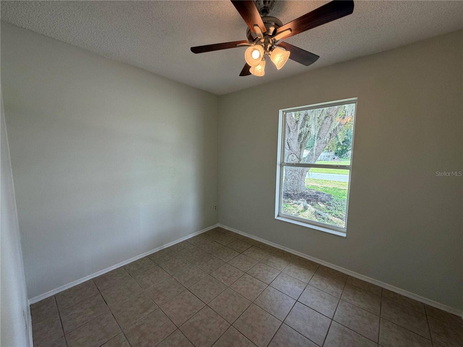 1262 PADGETT CIRCLE, Lady Lake, FL 32159 1262 PADGETT CIRCLE, Lady Lake, FL 32159