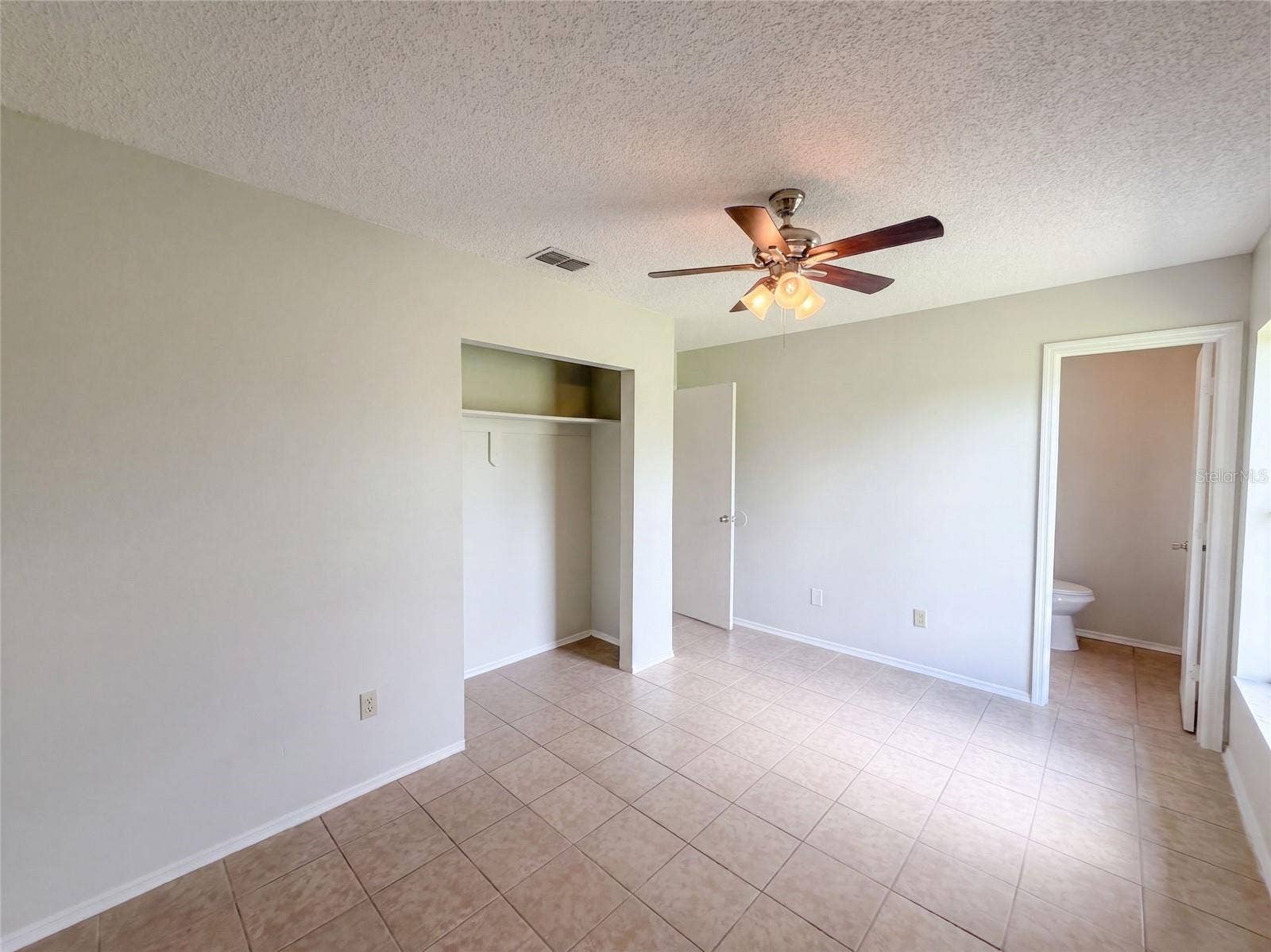 1262 PADGETT CIRCLE, Lady Lake, FL 32159 1262 PADGETT CIRCLE, Lady Lake, FL 32159