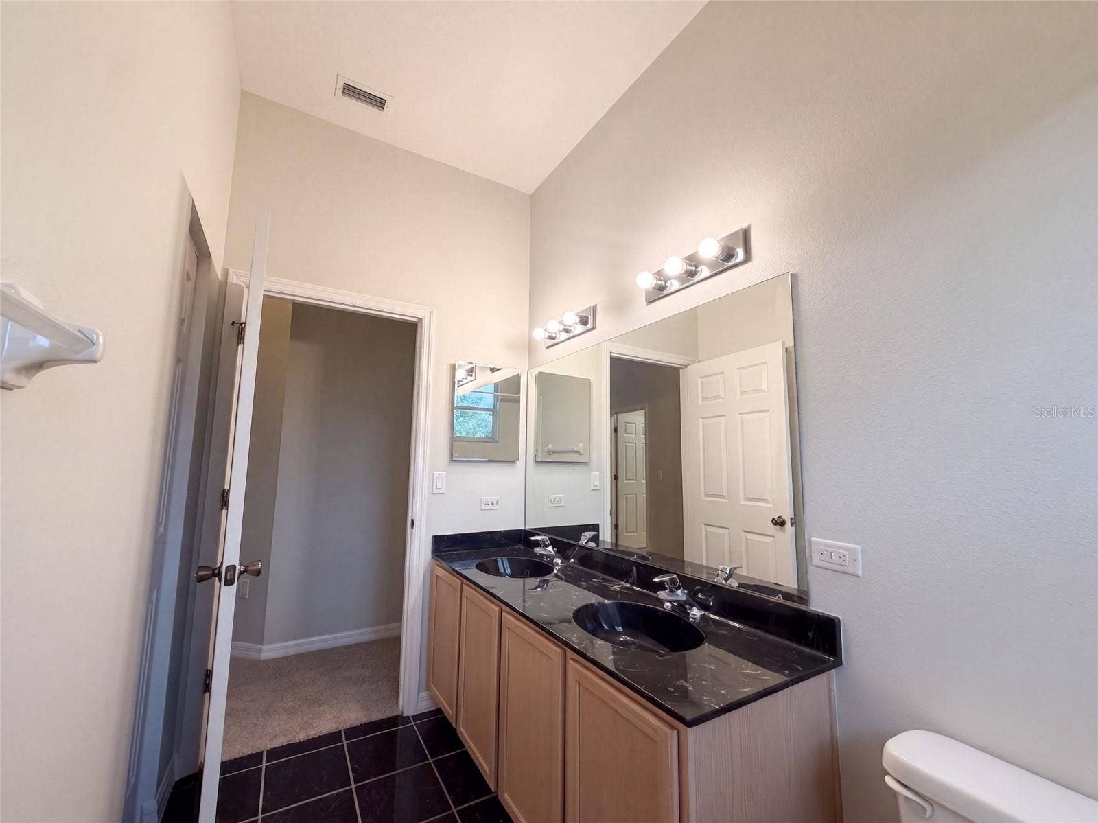 27 RUSSMAN LANE, Palm Coast, FL 32164