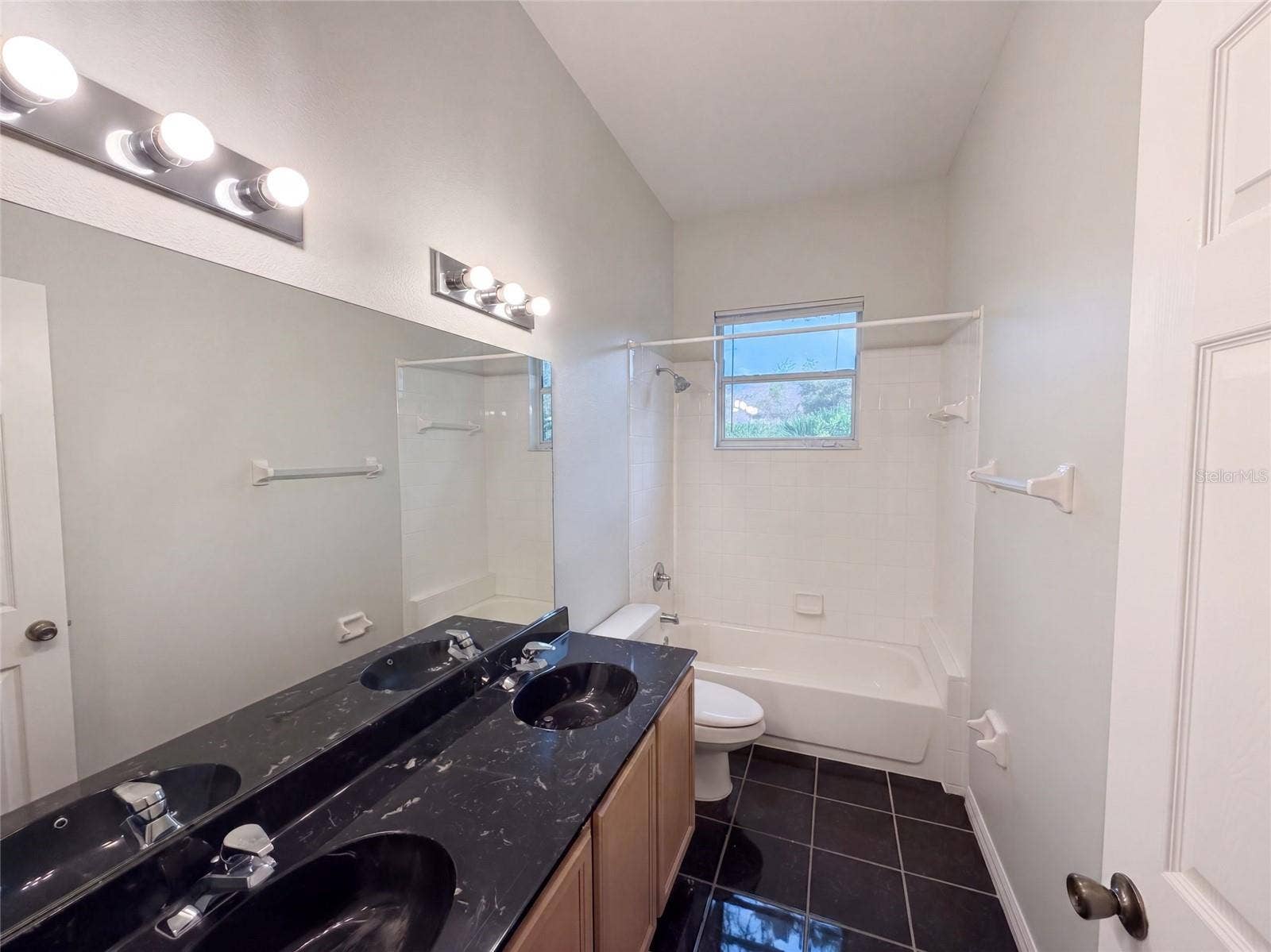 27 RUSSMAN LANE, Palm Coast, FL 32164