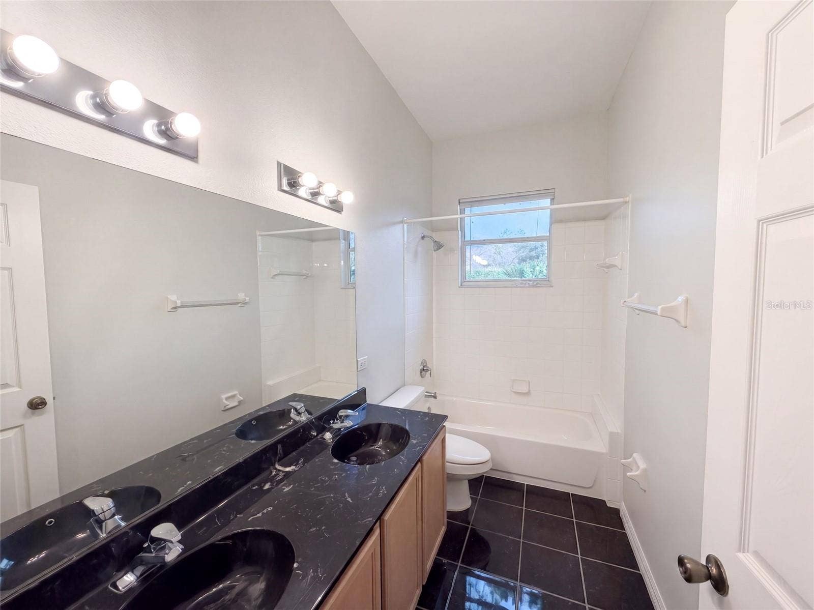 27 RUSSMAN LANE, Palm Coast, FL 32164