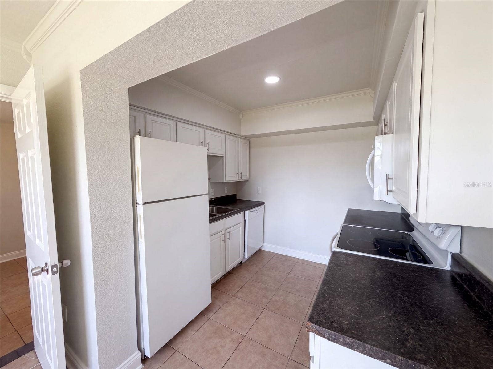 3225 CLEVELAND HEIGHTS BOULEVARD, Lakeland, FL 33803 3225 CLEVELAND HEIGHTS BOULEVARD, Lakeland, FL 33803