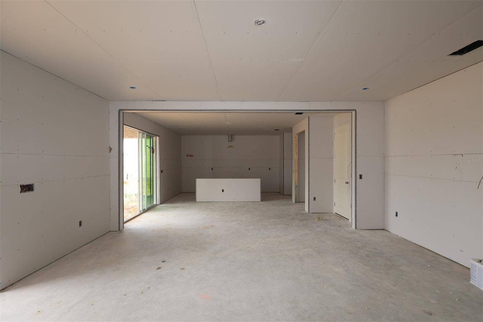 17425 WATER HEMLOCK ROAD, Winter Garden, FL 34787 17425 WATER HEMLOCK ROAD, Winter Garden, FL 34787
