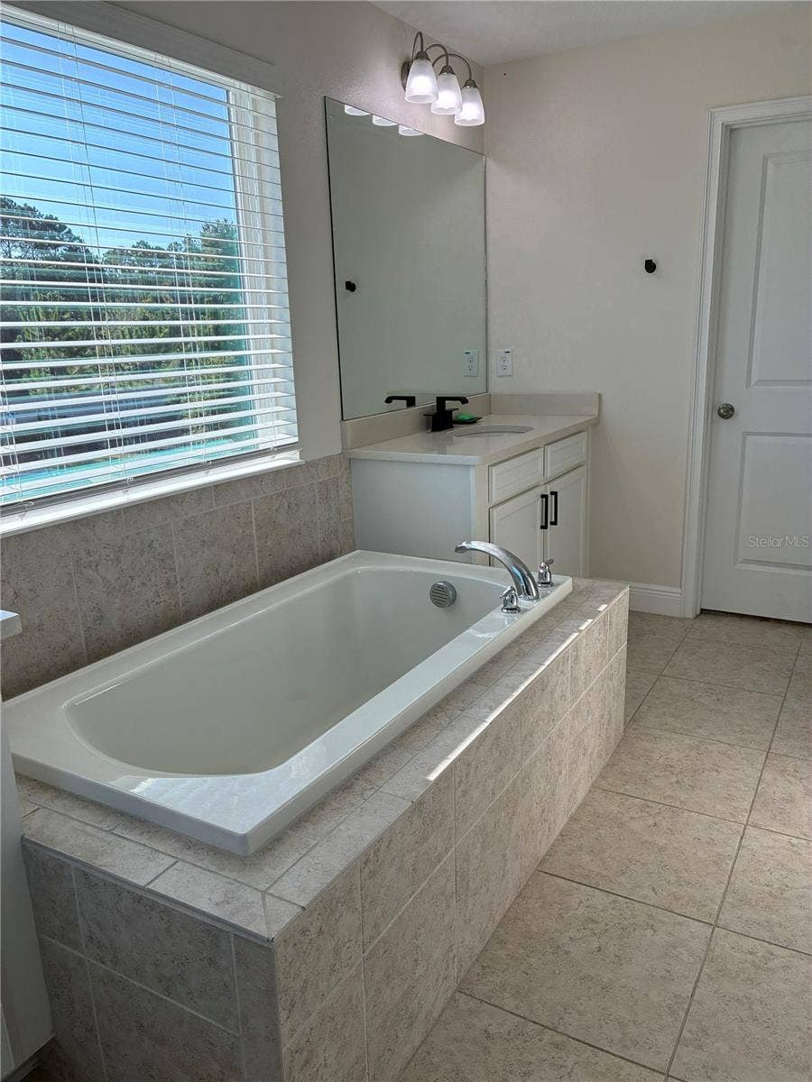 5631 GRAND SONATA AVENUE, Lutz, FL 33558 5631 GRAND SONATA AVENUE, Lutz, FL 33558