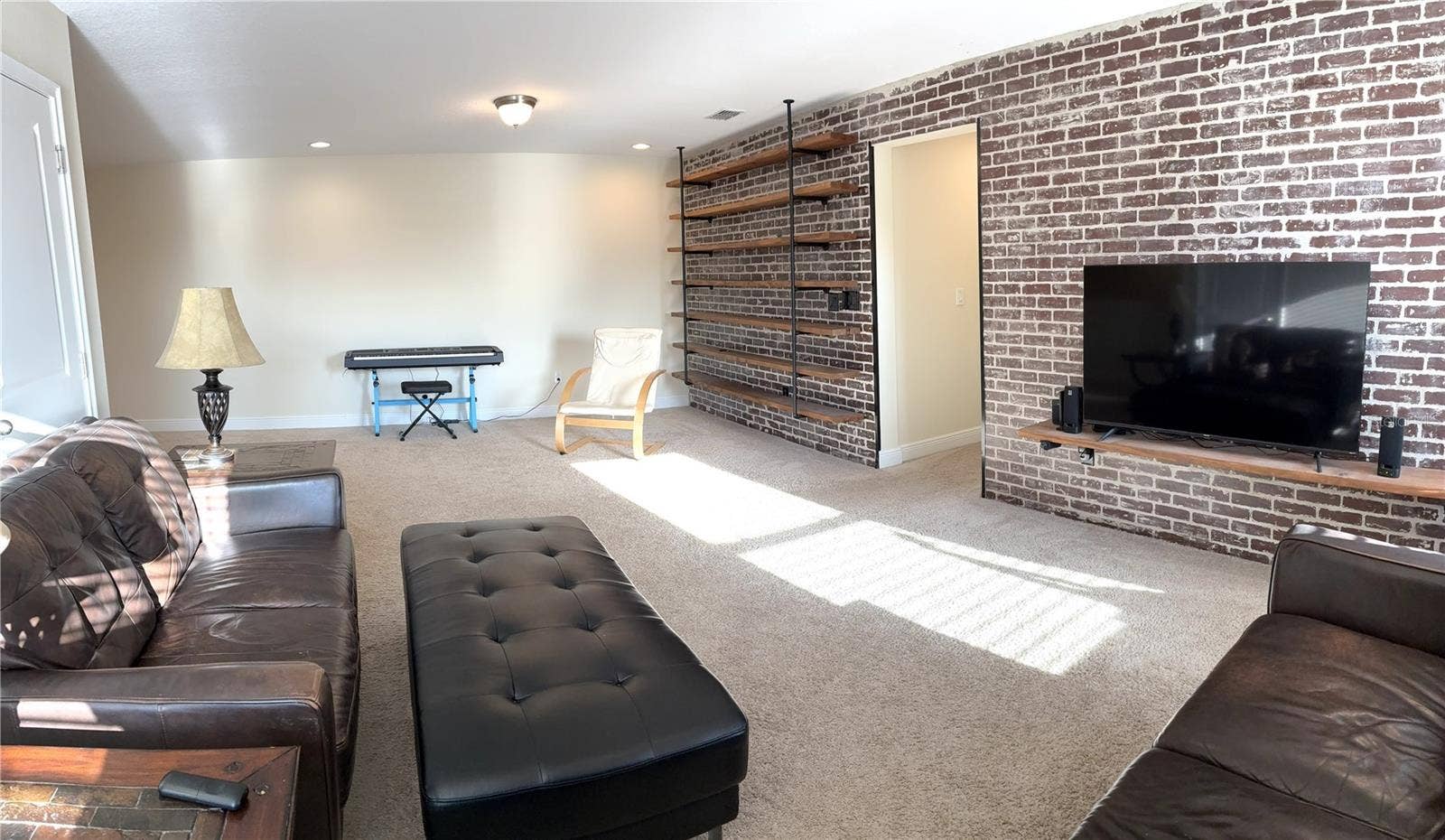 5631 GRAND SONATA AVENUE, Lutz, FL 33558 5631 GRAND SONATA AVENUE, Lutz, FL 33558