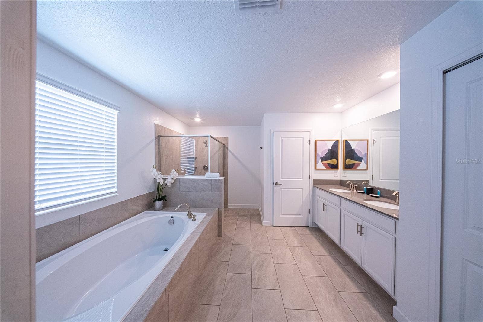 9308 SOMMERSET HILLS DRIVE, Davenport, FL 33896 BATHROOM