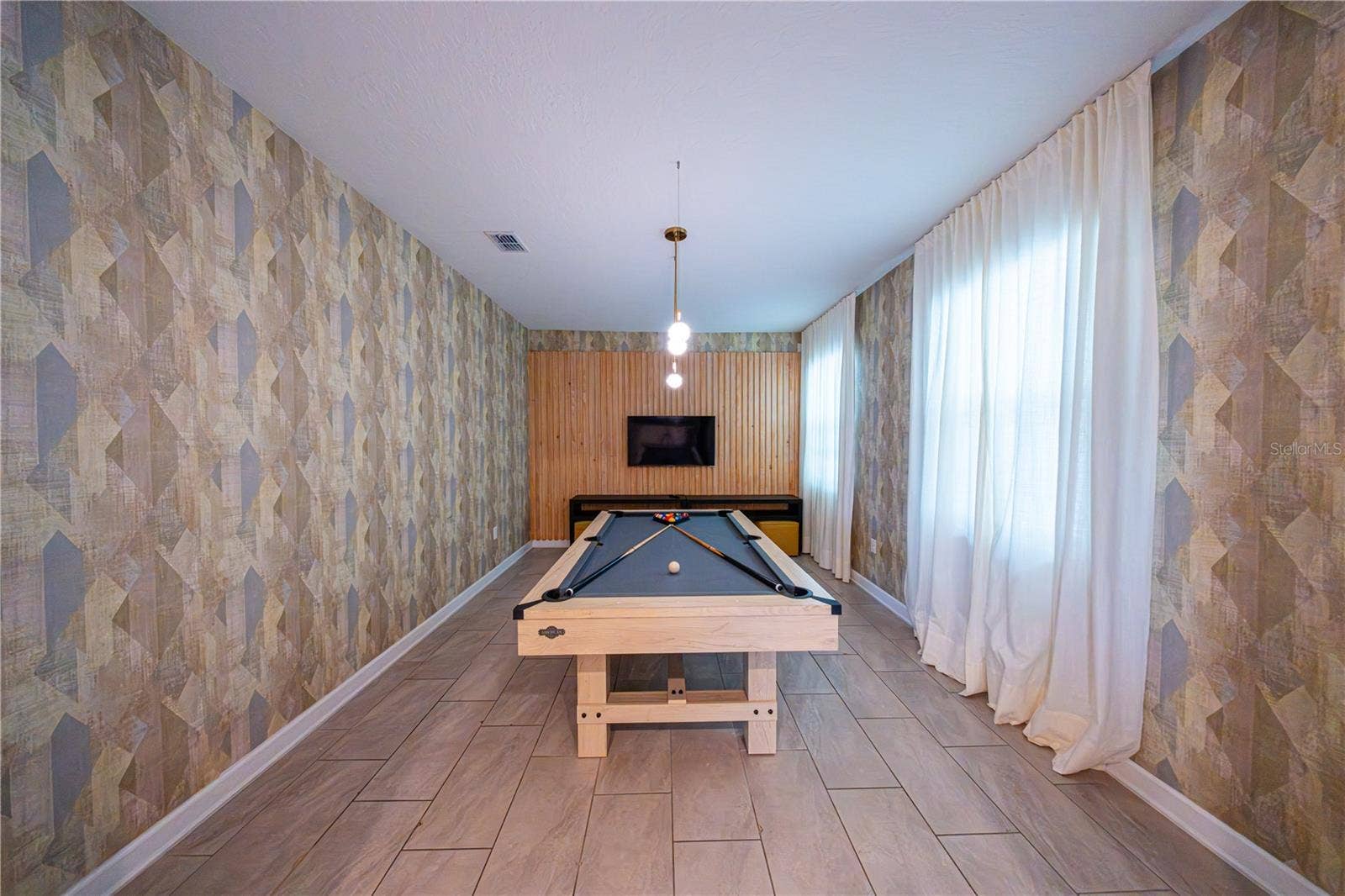 9308 SOMMERSET HILLS DRIVE, Davenport, FL 33896 9308 SOMMERSET HILLS DRIVE, Davenport, FL 33896