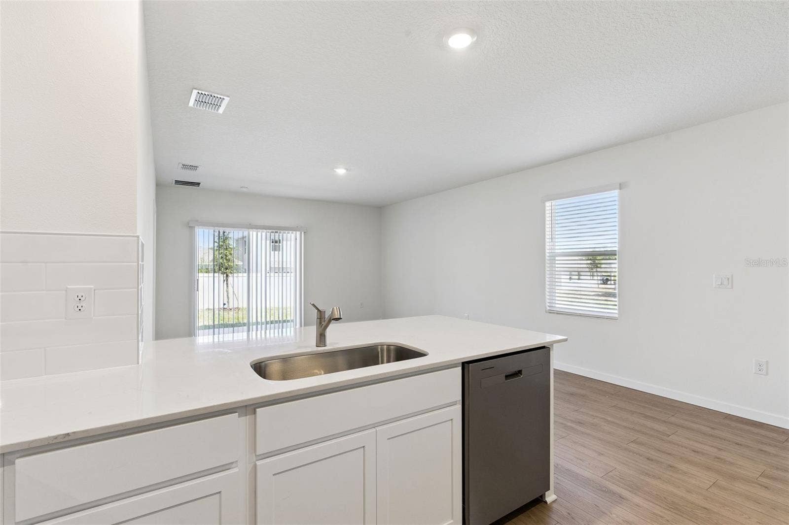 1375 GRAND FLORA LANE, Sanford, FL 32773 1375 GRAND FLORA LANE, Sanford, FL 32773