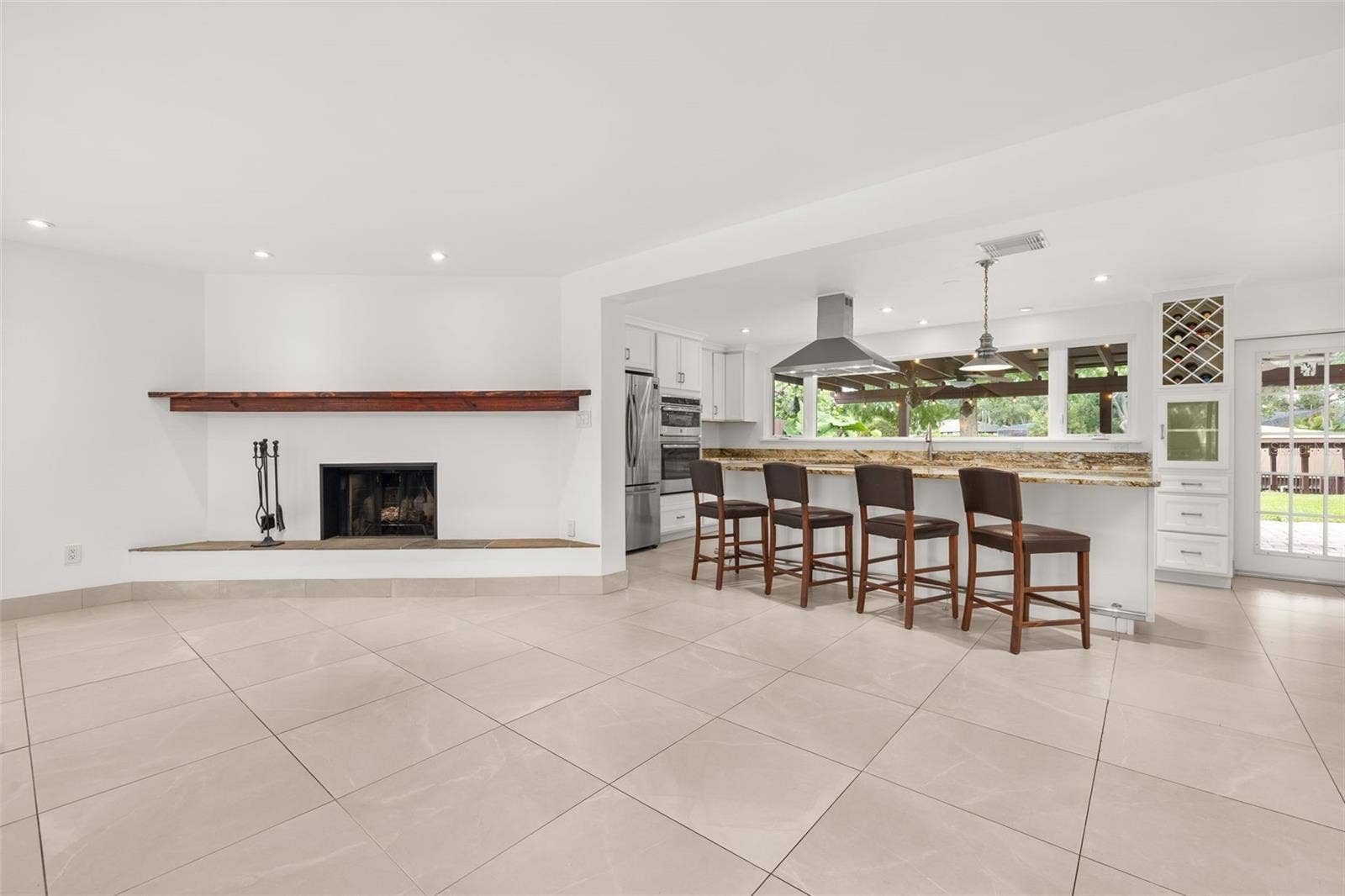 3625 WATERS EDGE DRIVE, Belle Isle, FL 32812 3625 WATERS EDGE DRIVE, Belle Isle, FL 32812