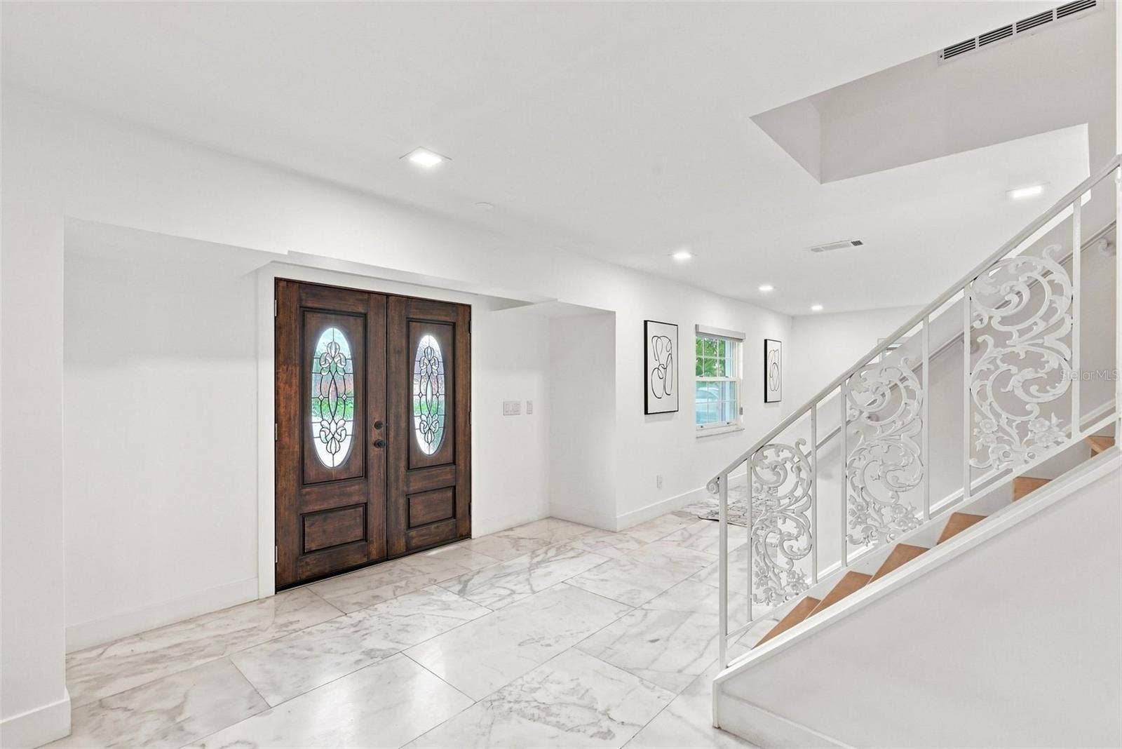 7621 ORANGE TREE LANE, Orlando, FL 32819 Entryway