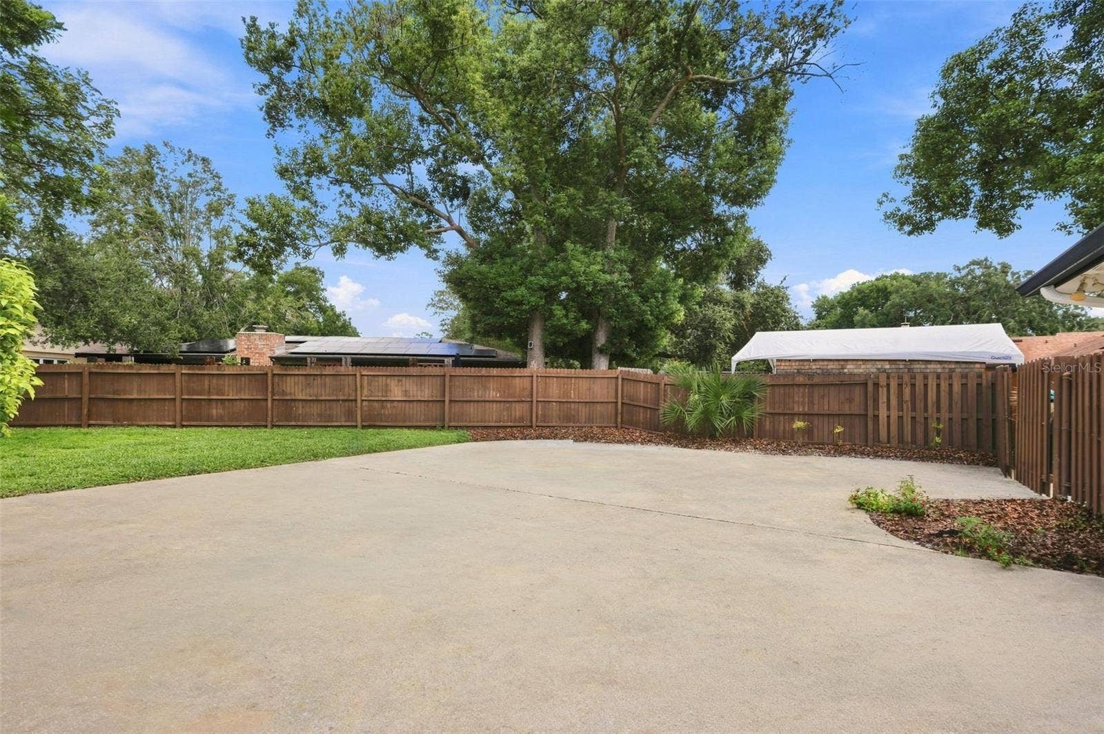 7621 ORANGE TREE LANE, Orlando, FL 32819 Driveway