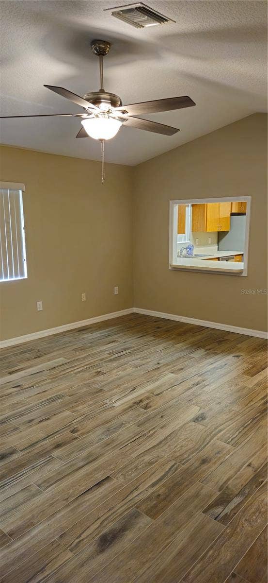 1568 GROVE COURT, Tavares, FL 32778 1568 GROVE COURT, Tavares, FL 32778
