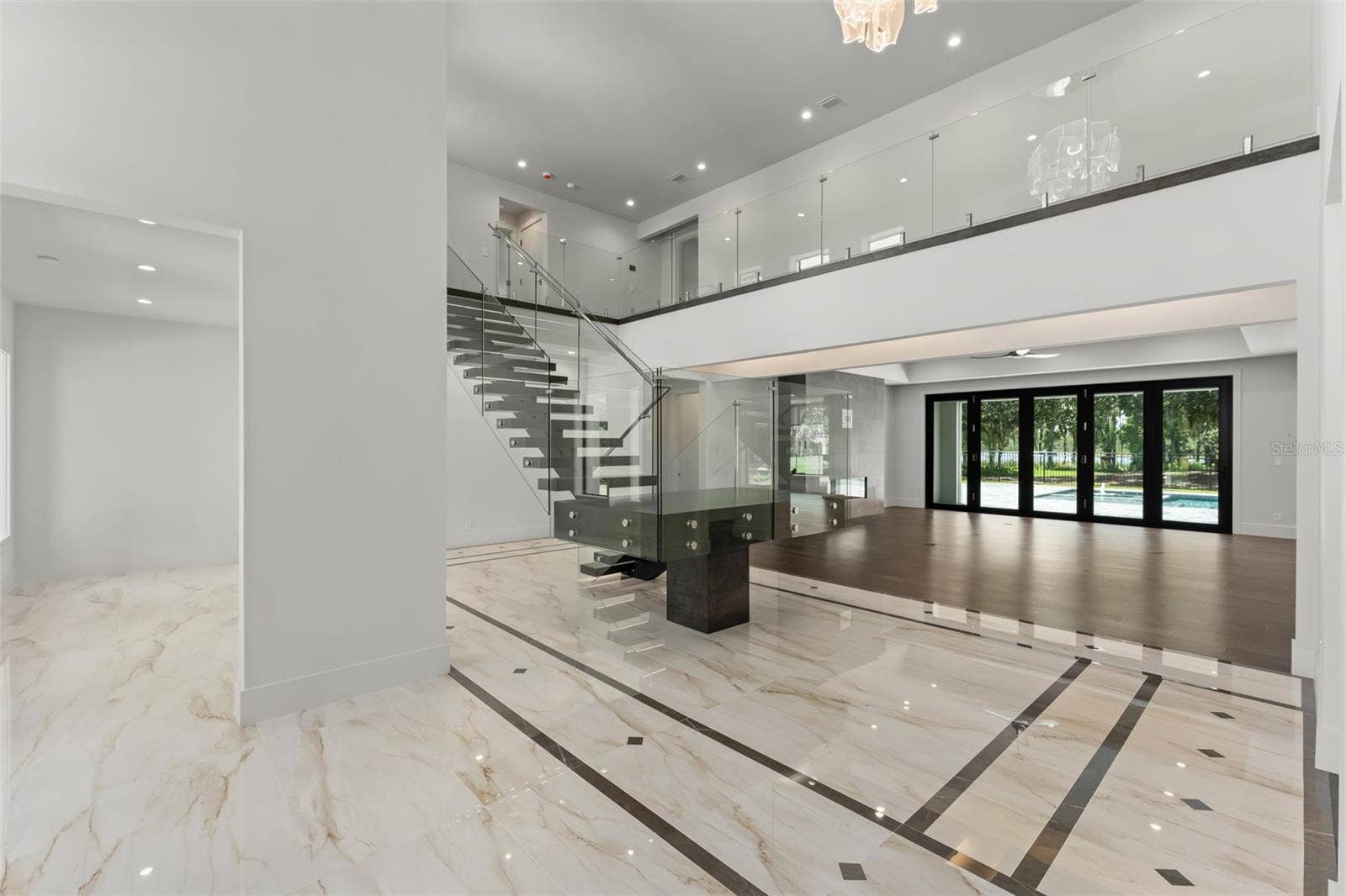 5373 ISLEWORTH COUNTRY CLUB DRIVE, Windermere, FL 34786 5373 ISLEWORTH COUNTRY CLUB DRIVE, Windermere, FL 34786