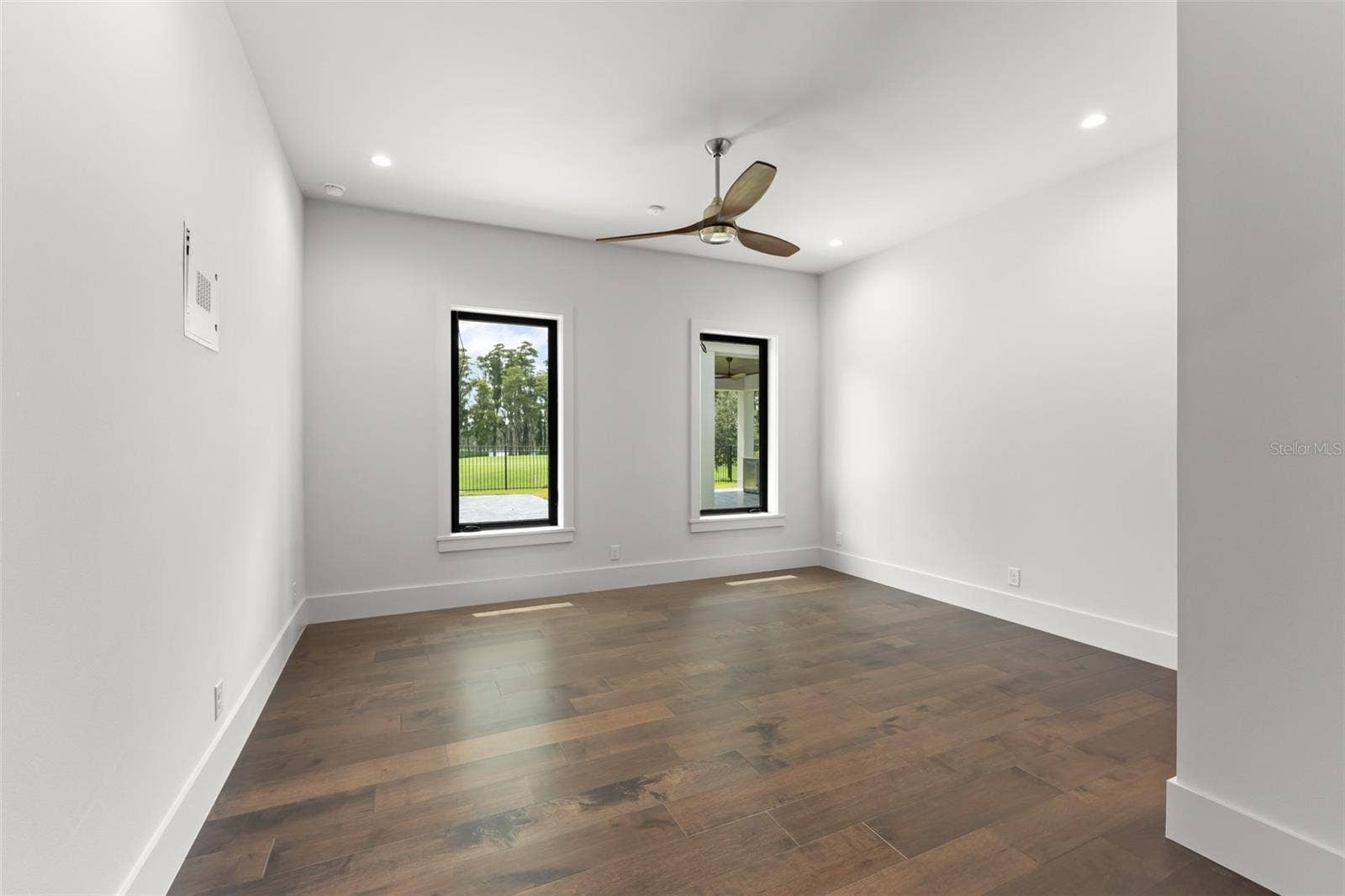 5373 ISLEWORTH COUNTRY CLUB DRIVE, Windermere, FL 34786 5373 ISLEWORTH COUNTRY CLUB DRIVE, Windermere, FL 34786