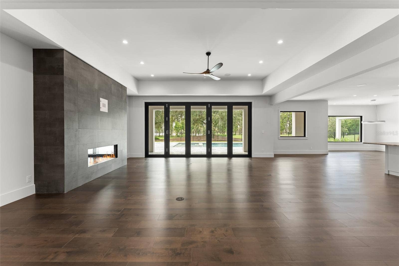 5373 ISLEWORTH COUNTRY CLUB DRIVE, Windermere, FL 34786 5373 ISLEWORTH COUNTRY CLUB DRIVE, Windermere, FL 34786