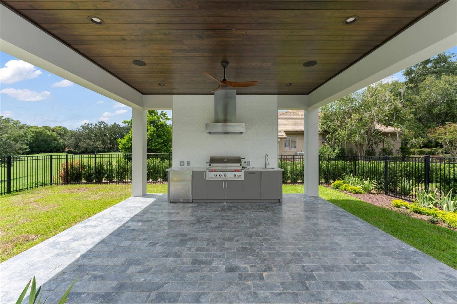 5373 ISLEWORTH COUNTRY CLUB DRIVE, Windermere, FL 34786 5373 ISLEWORTH COUNTRY CLUB DRIVE, Windermere, FL 34786