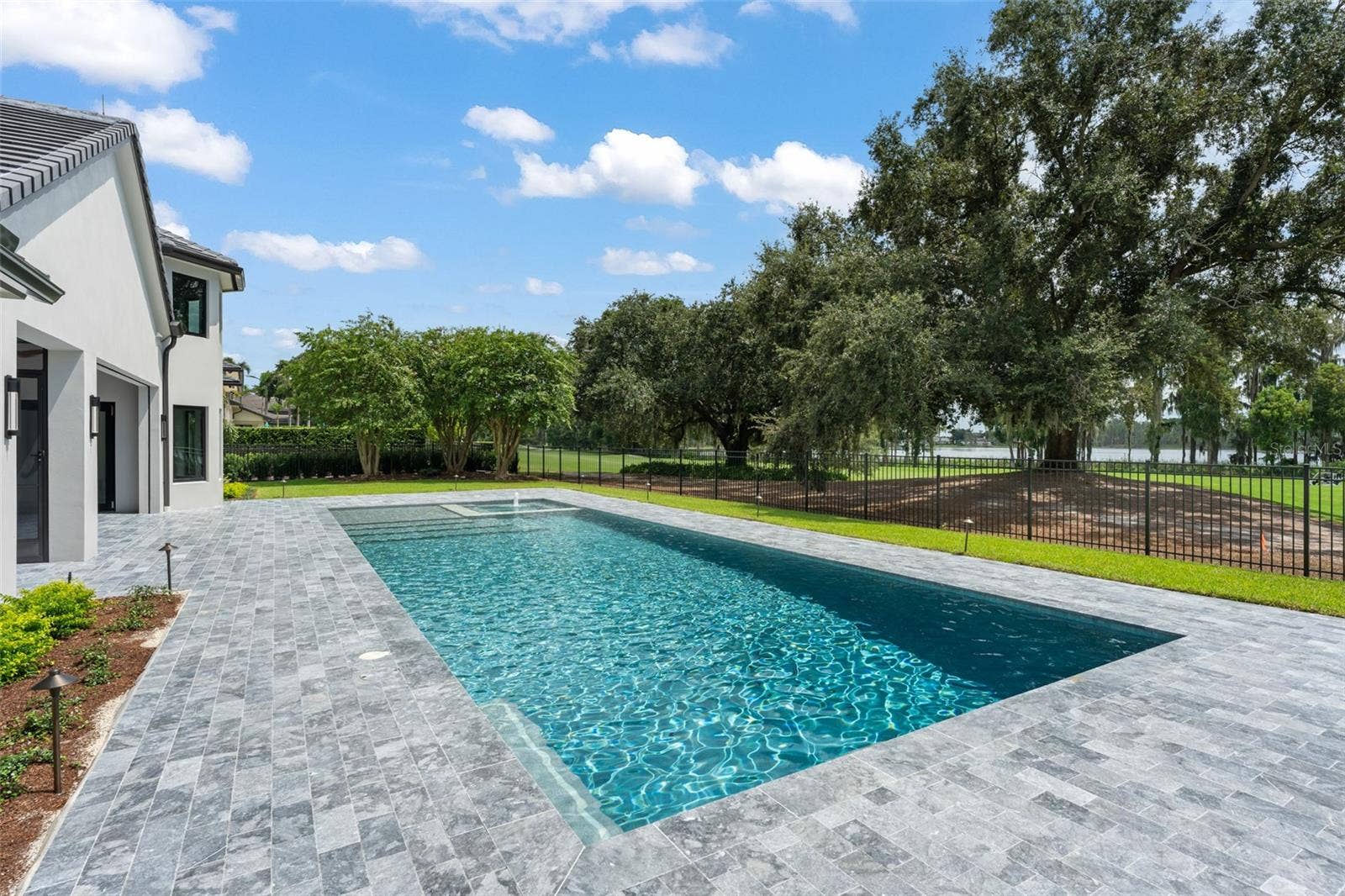5373 ISLEWORTH COUNTRY CLUB DRIVE, Windermere, FL 34786 5373 ISLEWORTH COUNTRY CLUB DRIVE, Windermere, FL 34786