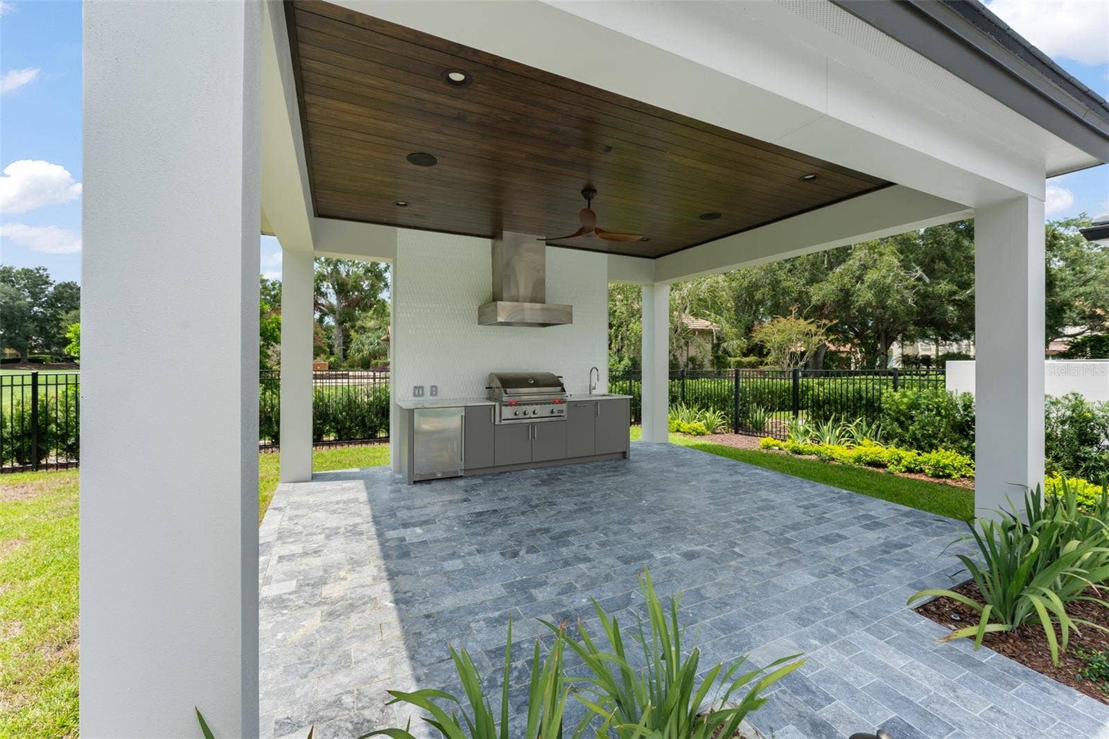 5373 ISLEWORTH COUNTRY CLUB DRIVE, Windermere, FL 34786 5373 ISLEWORTH COUNTRY CLUB DRIVE, Windermere, FL 34786