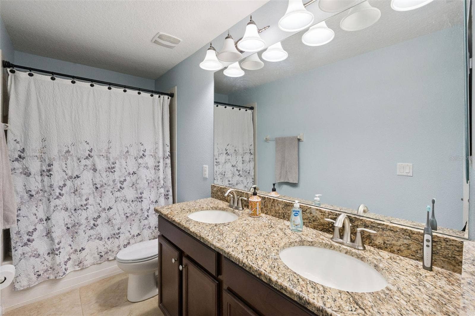1319 GLENEAGLES LANE, Davenport, FL 33896