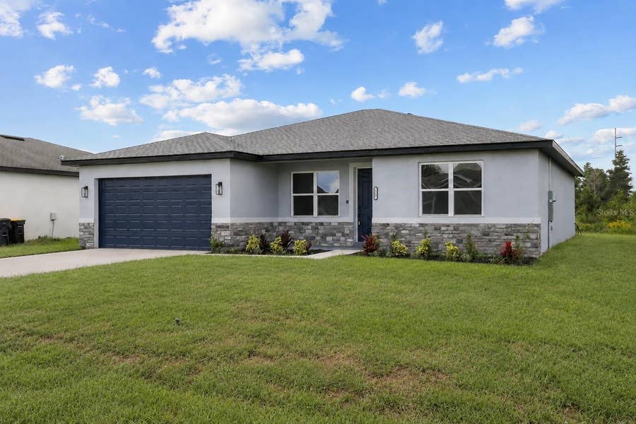 Property photo for 367 CAMELLIA COURT, Kissimmee, FL