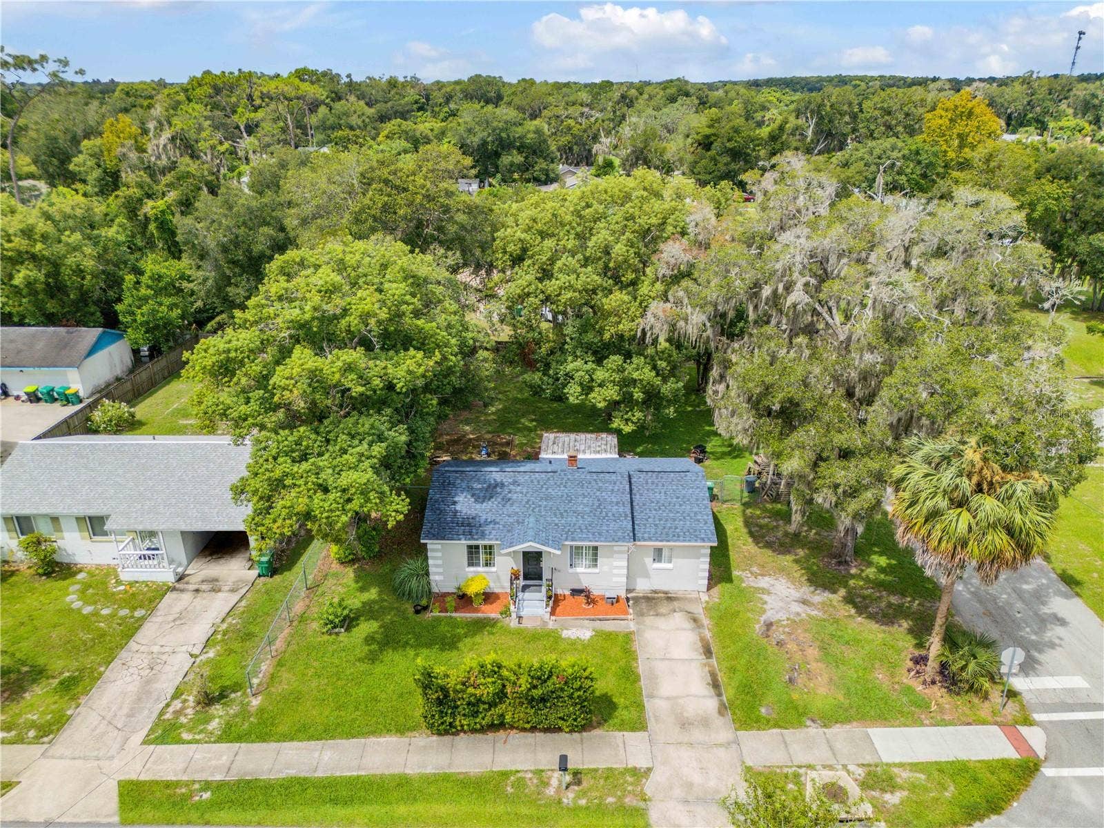 652 N STONE STREET, Deland, FL 32720 652 N STONE STREET, Deland, FL 32720