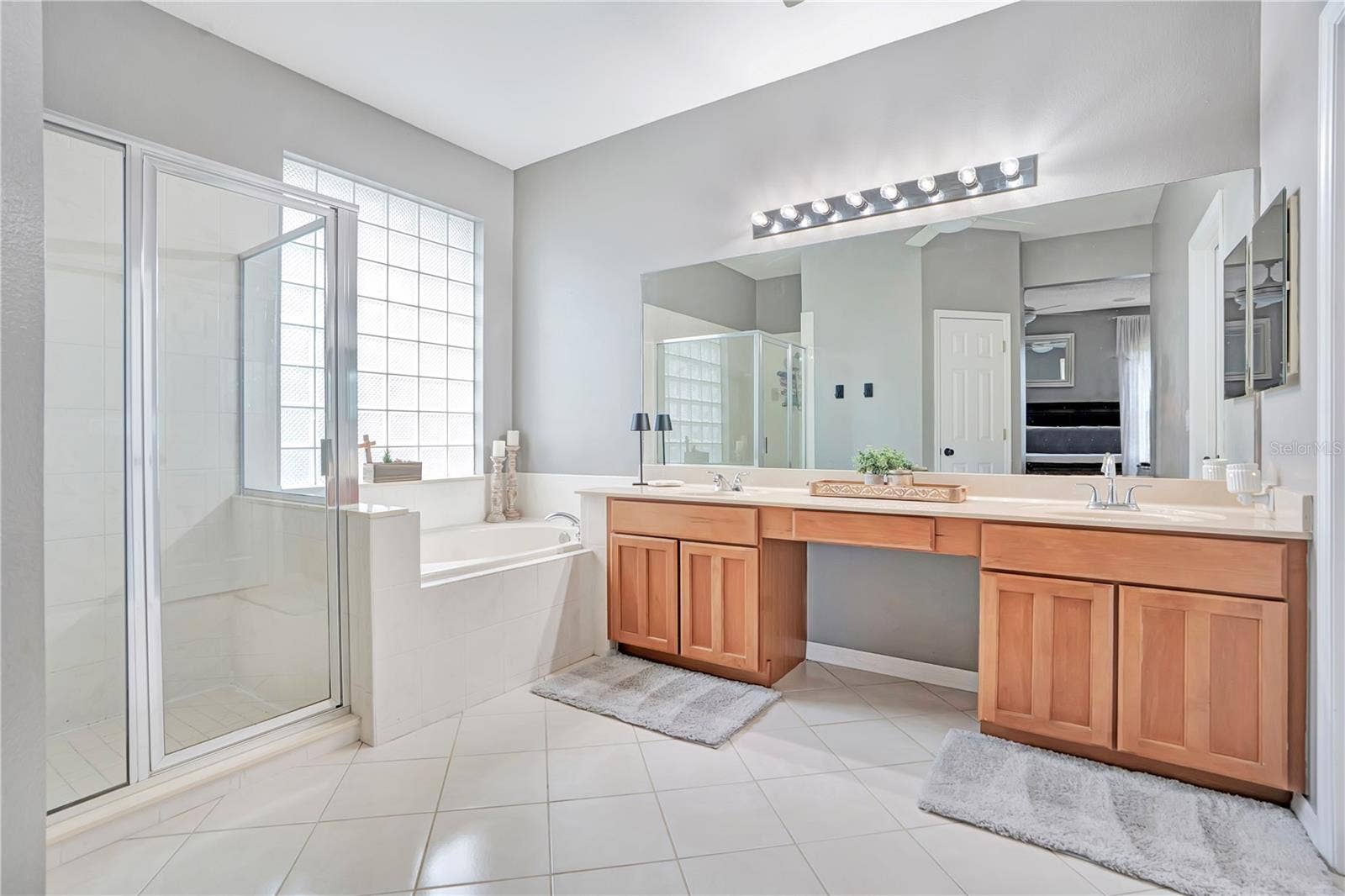 4610 REDMOND PLACE, Sanford, FL 32771 4610 REDMOND PLACE, Sanford, FL 32771