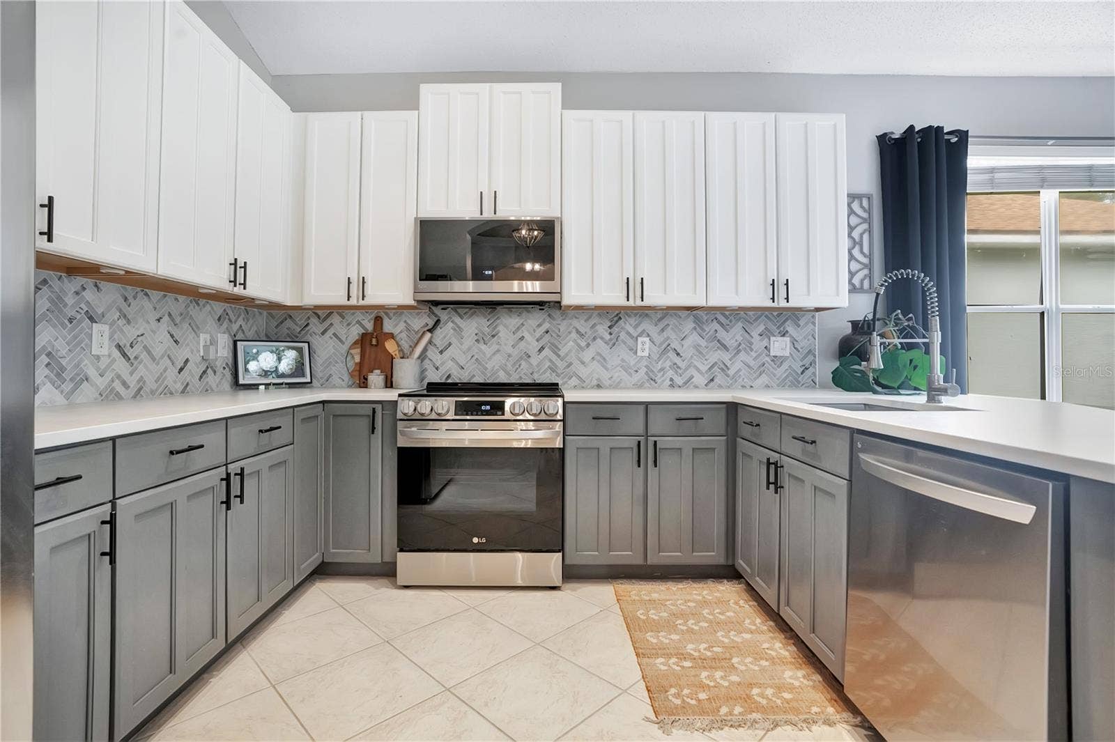 4610 REDMOND PLACE, Sanford, FL 32771 Kitchen