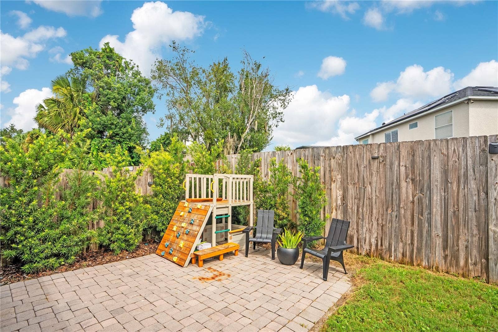 4610 REDMOND PLACE, Sanford, FL 32771 4610 REDMOND PLACE, Sanford, FL 32771