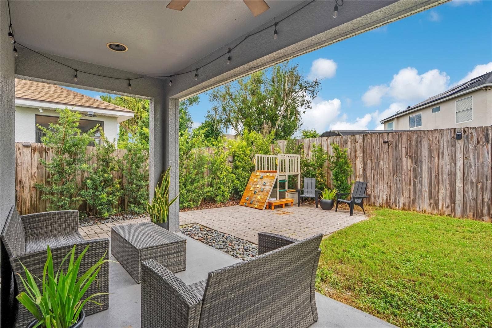 4610 REDMOND PLACE, Sanford, FL 32771 4610 REDMOND PLACE, Sanford, FL 32771