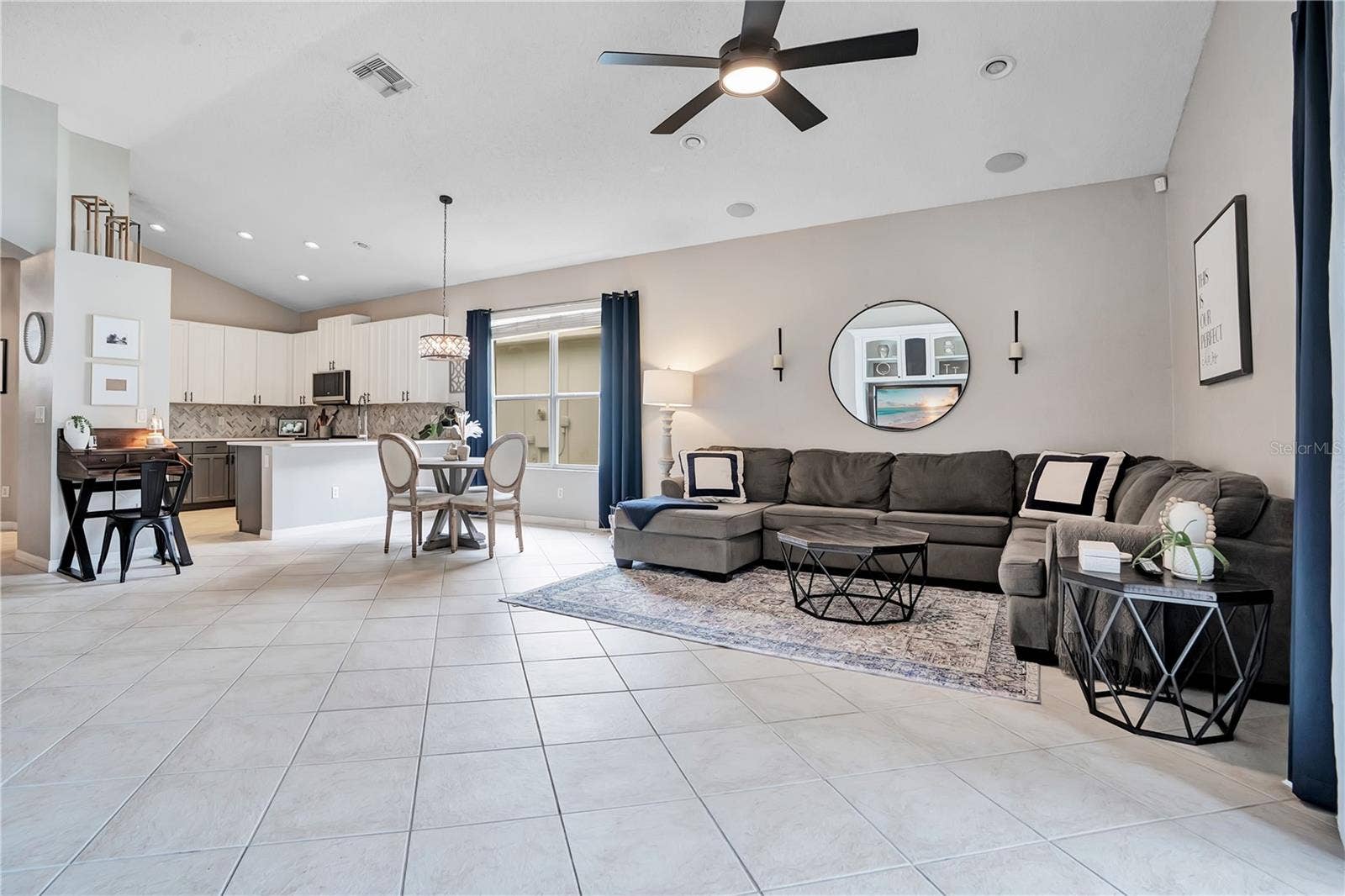 4610 REDMOND PLACE, Sanford, FL 32771 4610 REDMOND PLACE, Sanford, FL 32771