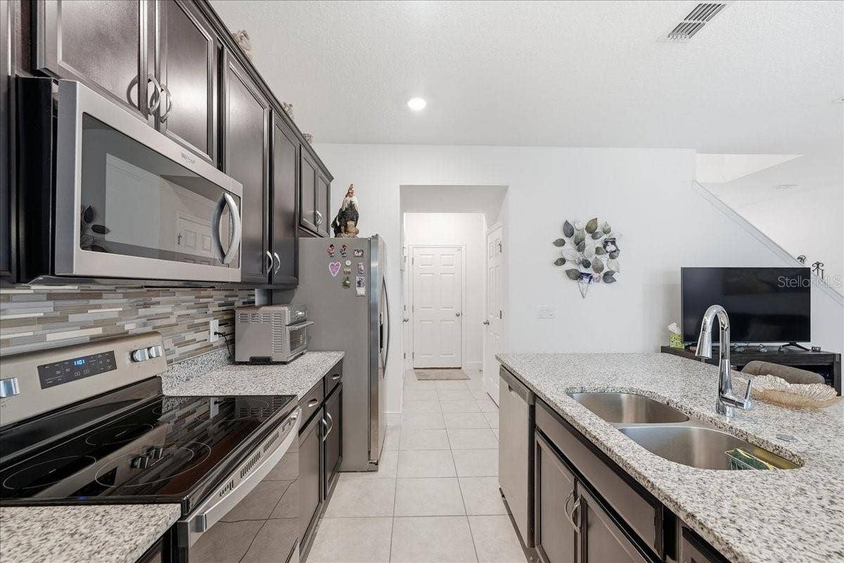 2349 SHADOWLAND LOOP, Winter Park, FL 32792 2349 SHADOWLAND LOOP, Winter Park, FL 32792