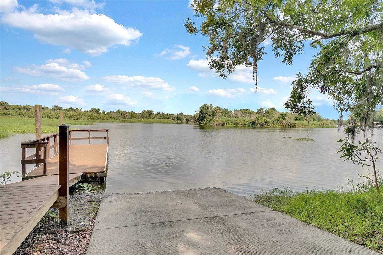 211 LUGANO WAY, Debary, FL 32713