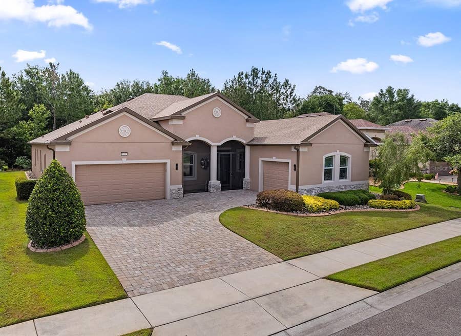 Property photo for 8348 BRIDGEPORT BAY CIRCLE, Mount Dora, FL