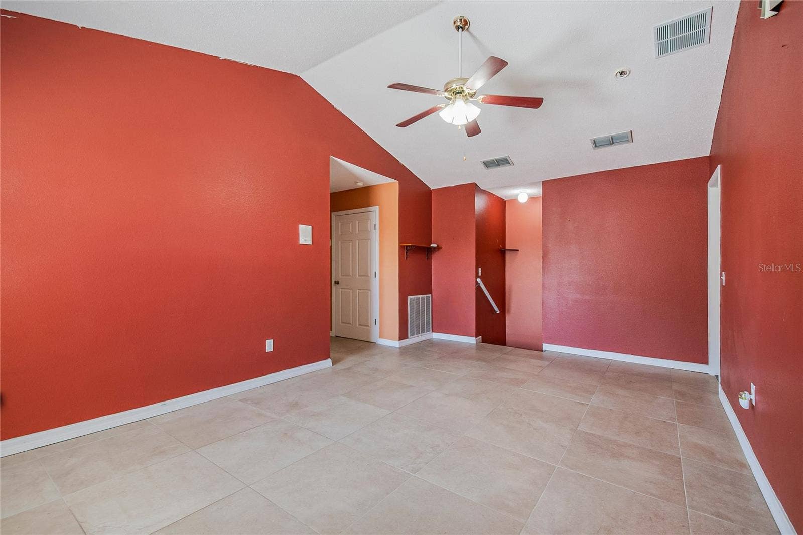 2753 WOODSTREAM CIRCLE, Kissimmee, FL 34743 2753 WOODSTREAM CIRCLE, Kissimmee, FL 34743