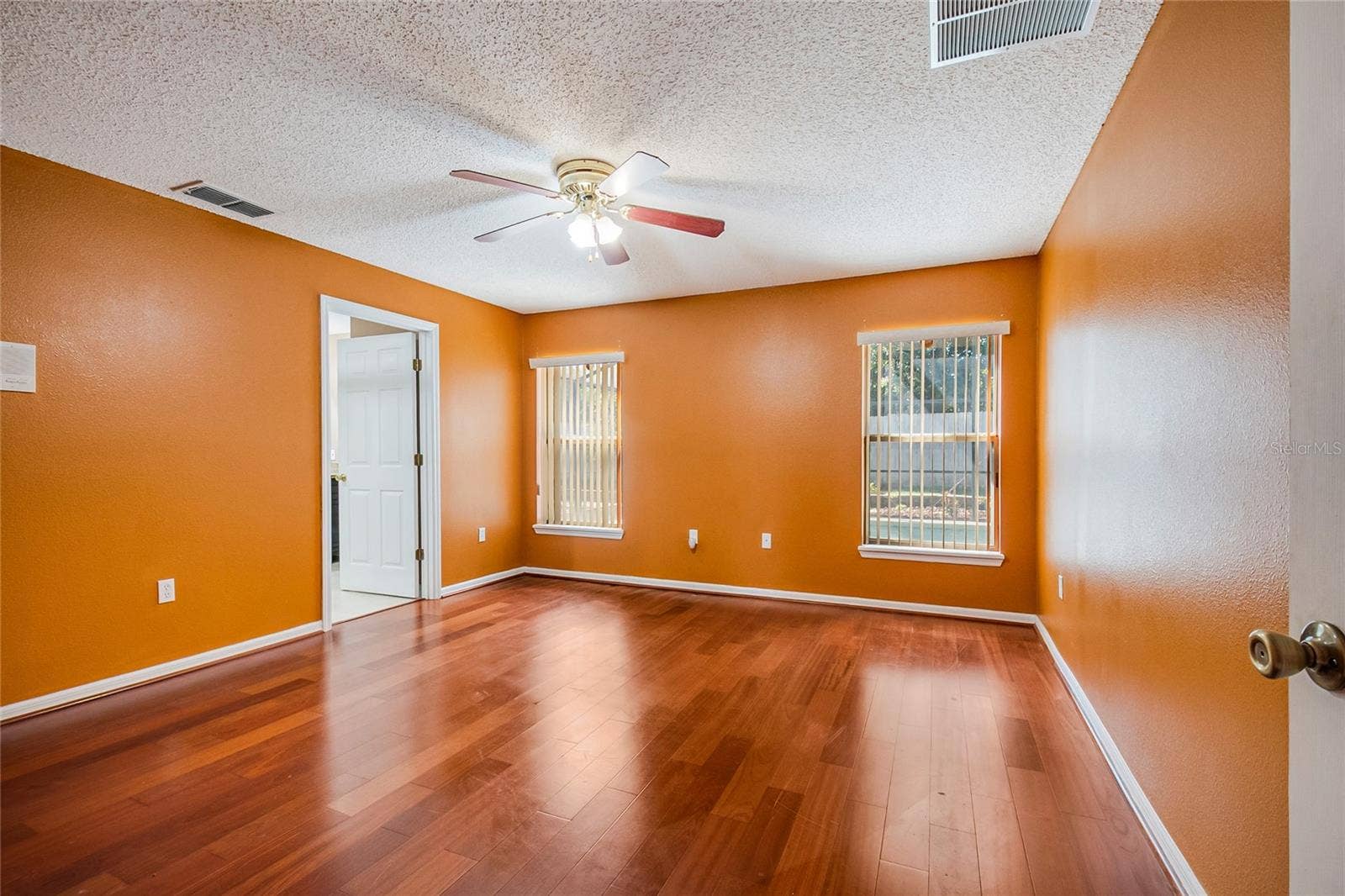 2753 WOODSTREAM CIRCLE, Kissimmee, FL 34743 2753 WOODSTREAM CIRCLE, Kissimmee, FL 34743