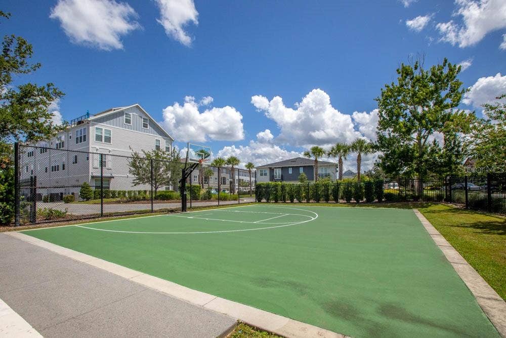 13817 ELIOT AVENUE, Orlando, FL 32827 Basketball Court