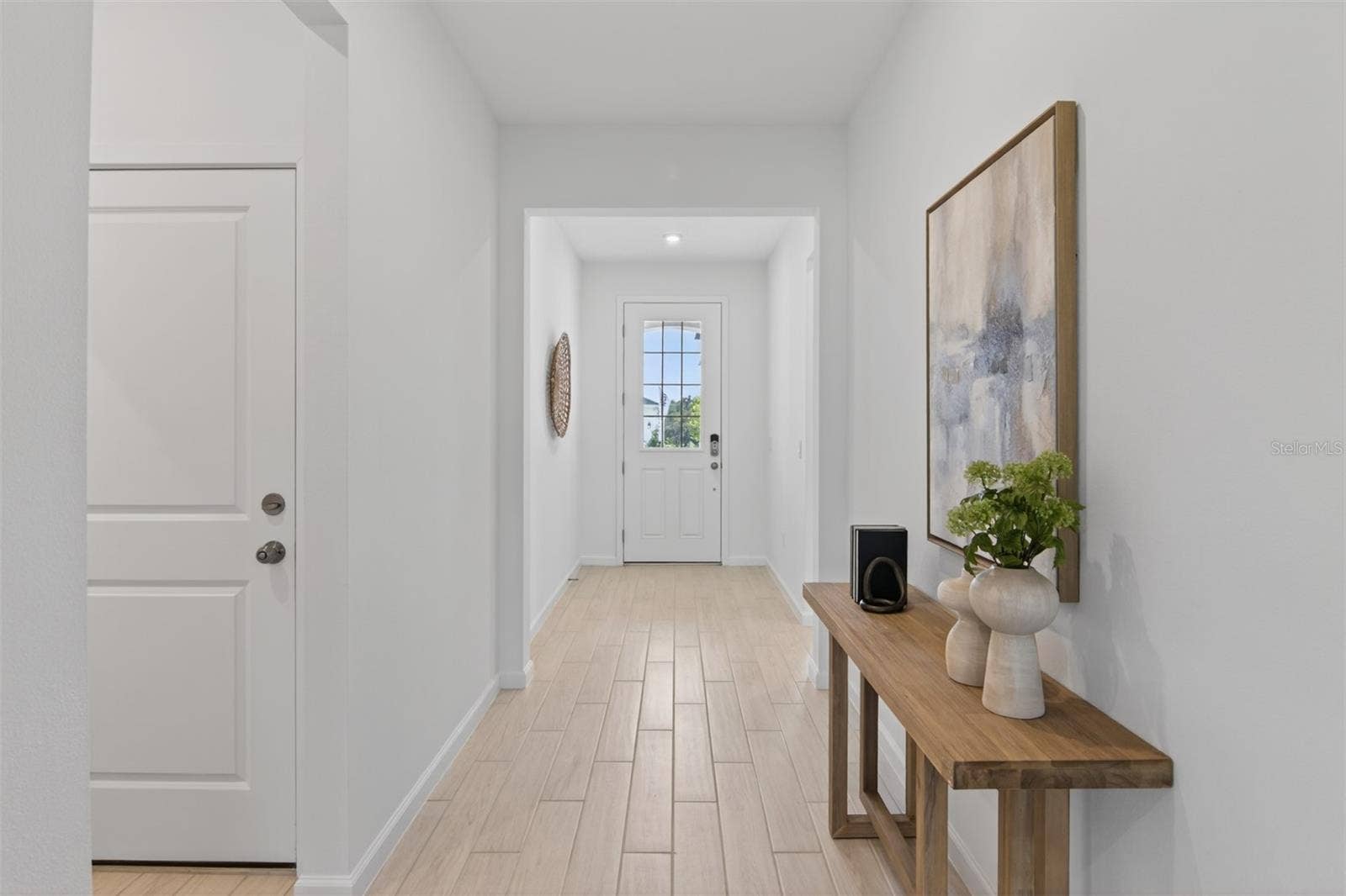 2819 SWEET ACACIA DRIVE, Clermont, FL 34711 Glacier Bay Foyer