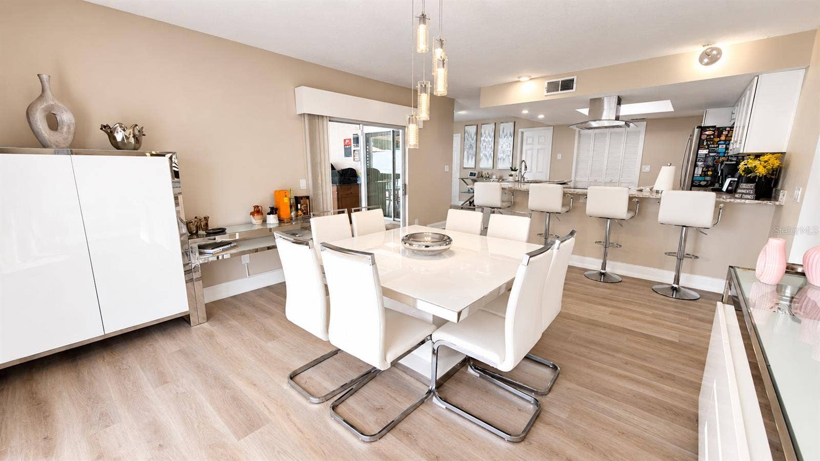 7903 PALMDALE DRIVE, Orlando, FL 32819 7903 PALMDALE DRIVE, Orlando, FL 32819