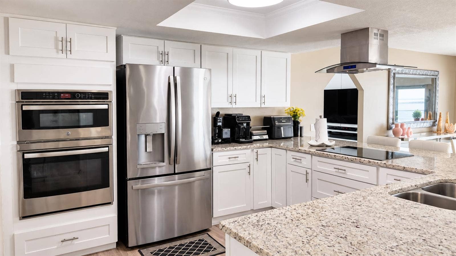7903 PALMDALE DRIVE, Orlando, FL 32819 7903 PALMDALE DRIVE, Orlando, FL 32819