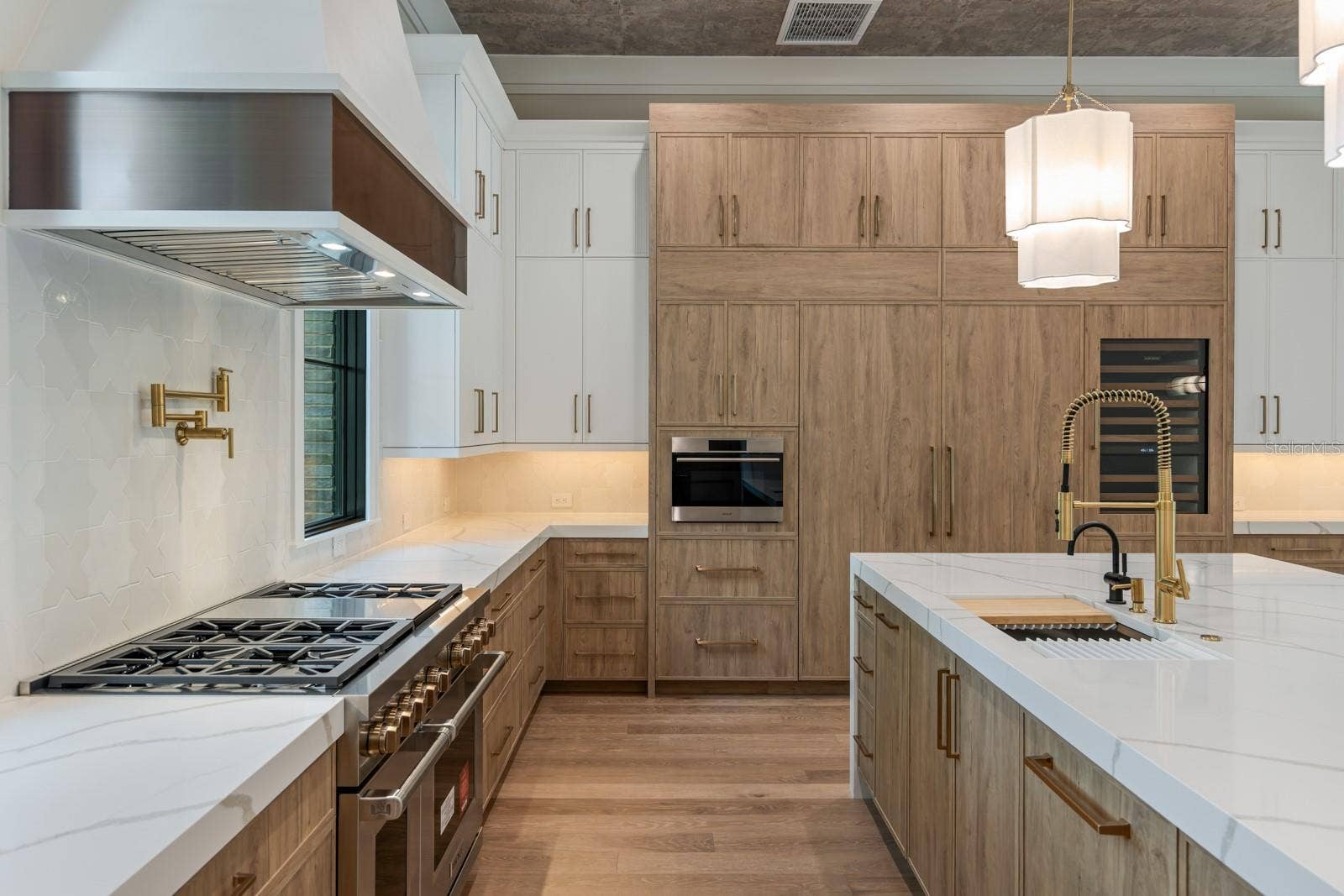 698 N NEW YORK AVENUE, Winter Park, FL 32789 Kitchen
