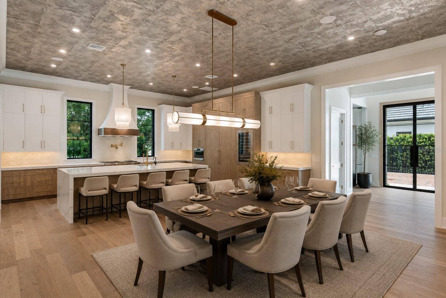 698 N NEW YORK AVENUE, Winter Park, FL 32789 Dining Room | Staged
