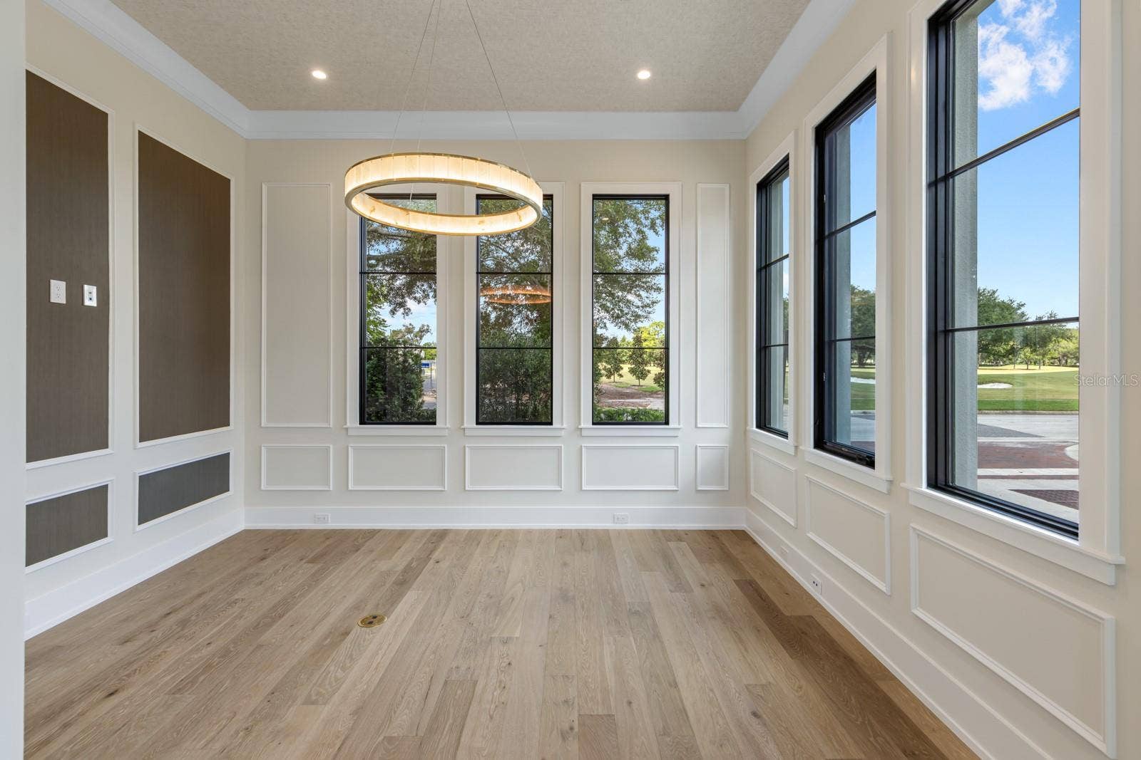 698 N NEW YORK AVENUE, Winter Park, FL 32789 Office/Den