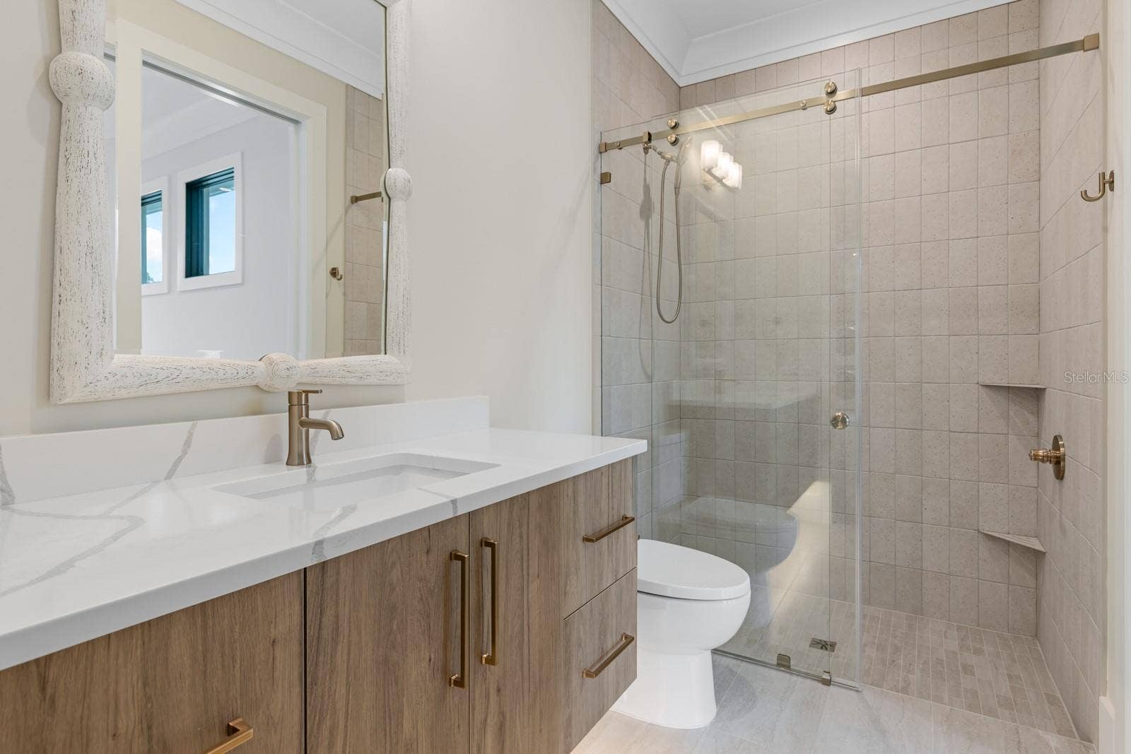698 N NEW YORK AVENUE, Winter Park, FL 32789 Full Bath - Second Floor