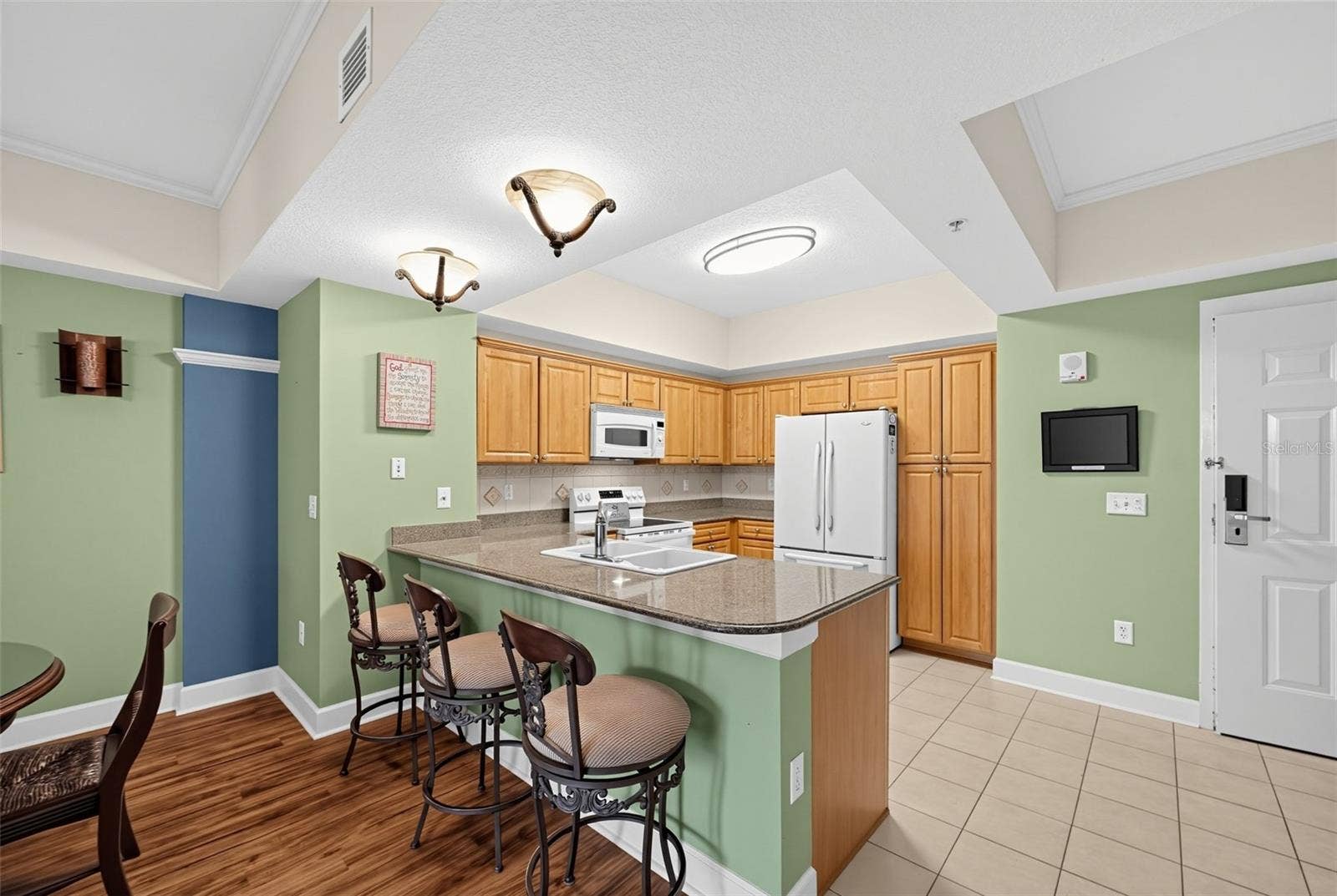 200 OCEAN CREST DRIVE, #109, Palm Coast, FL 32137 200 OCEAN CREST DRIVE, #109, Palm Coast, FL 32137