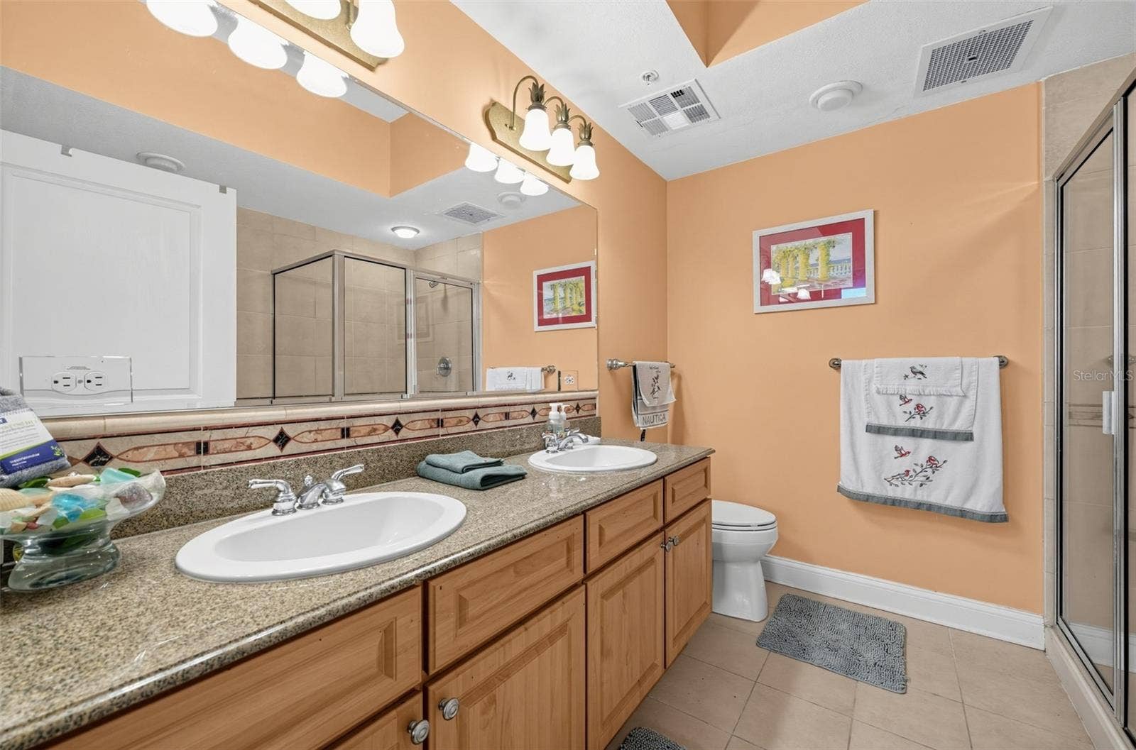 200 OCEAN CREST DRIVE, #109, Palm Coast, FL 32137 200 OCEAN CREST DRIVE, #109, Palm Coast, FL 32137