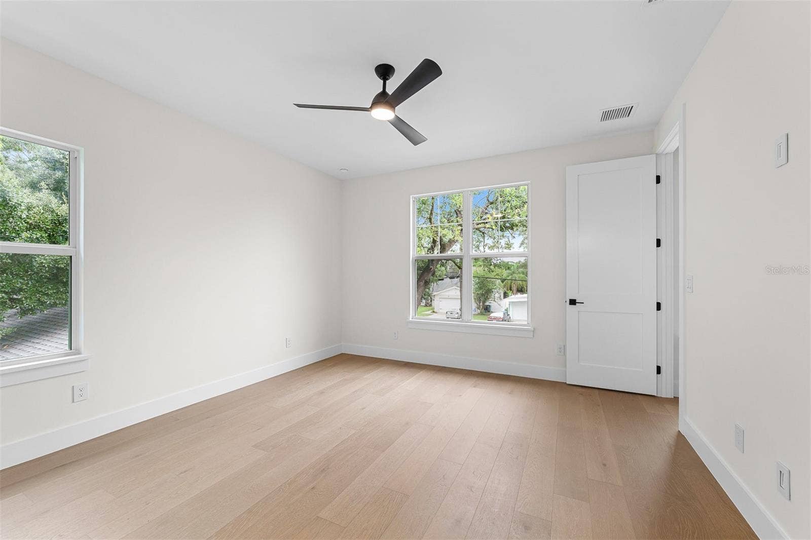 726 GOLFVIEW STREET, Orlando, FL 32804 726 GOLFVIEW STREET, Orlando, FL 32804
