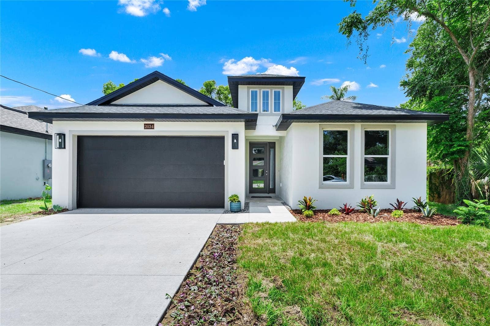 2034 E GRANT AVENUE, Orlando, FL 32806 2034 E GRANT AVENUE, Orlando, FL 32806