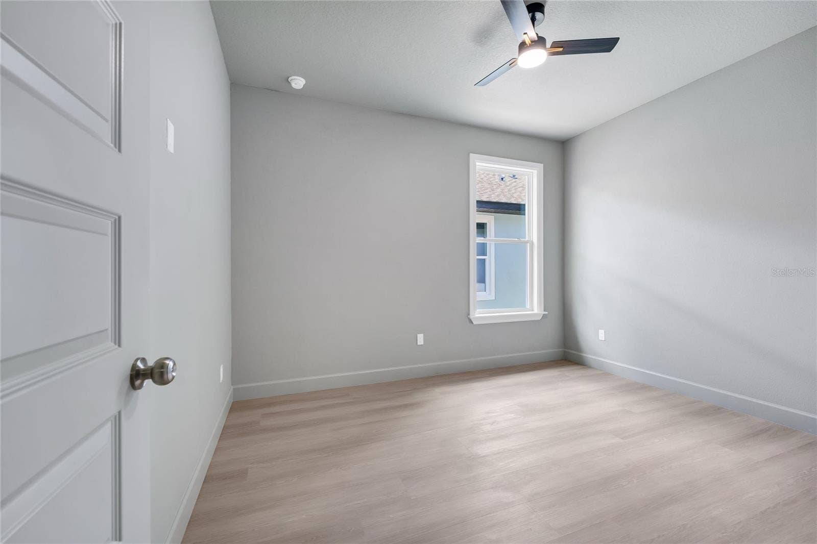 2034 E GRANT AVENUE, Orlando, FL 32806 2034 E GRANT AVENUE, Orlando, FL 32806
